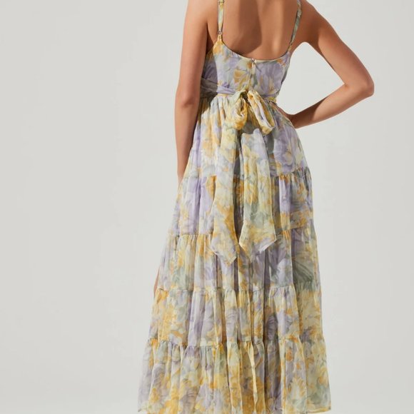 *SOLD* ASTR Elsa Floral Tiered Maxi Dress - Picture 3 of 5